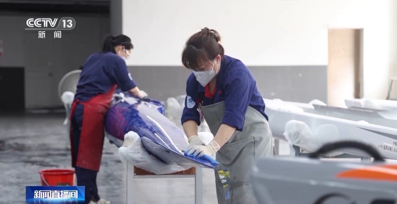 一块板撬动10亿市场！“亲水经济”爆火玩出夏日新热度(图3)