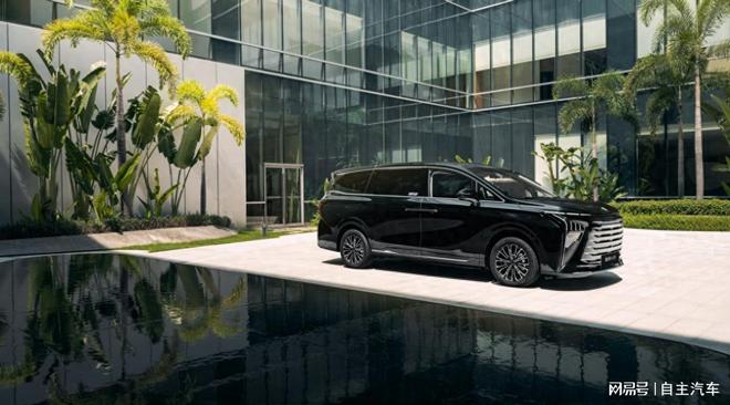 十一全家出游MPV怎么选？星海V9终结出行焦虑(图1)