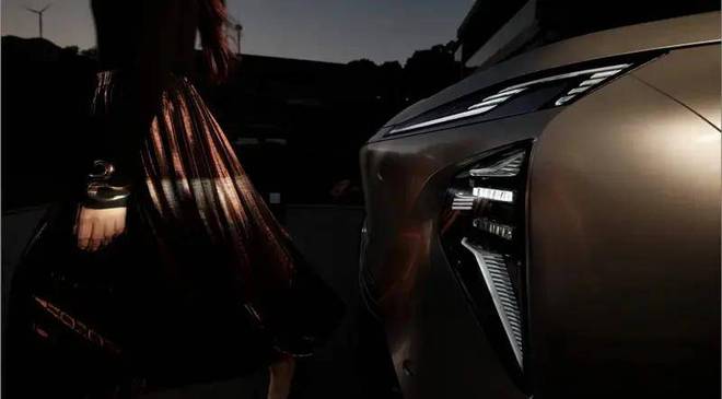 别克至境世家空间信息公布行业首创330mm超长电动滑轨(图4)