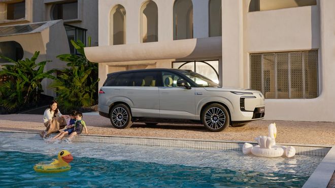 别再说豪华六座贵！腾势N8L的“五心体验”2998万全家打包带走(图3)