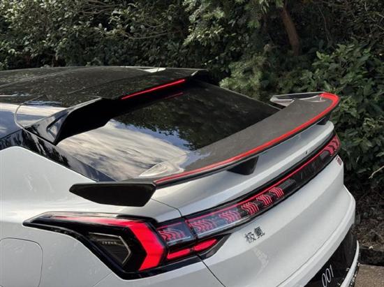 试驾焕新极氪001：不止猎装优雅还有进化(图3)