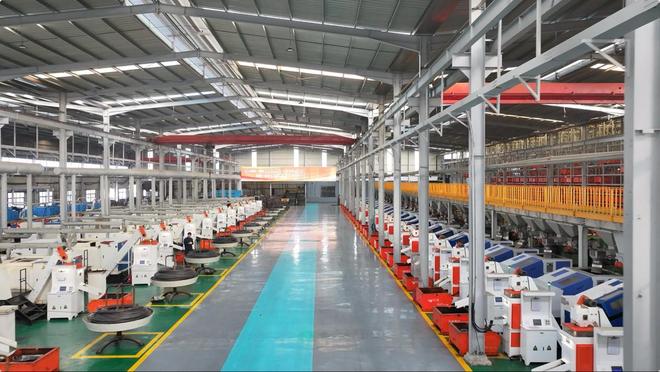 全国主流媒体聚焦鄱阳！一粒米、一枚钉、一鱼钩织就产业强县新图景(图3)