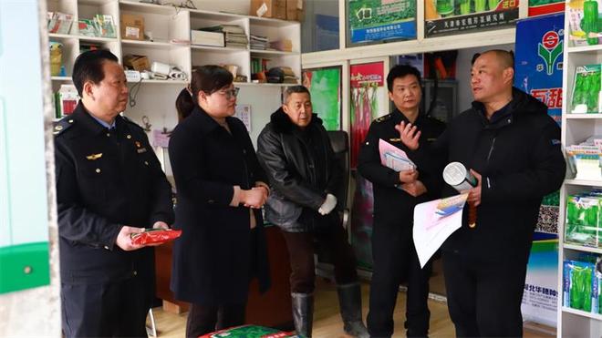 湖北武汉：以“四气”铸铁军以法治护三农(图3)