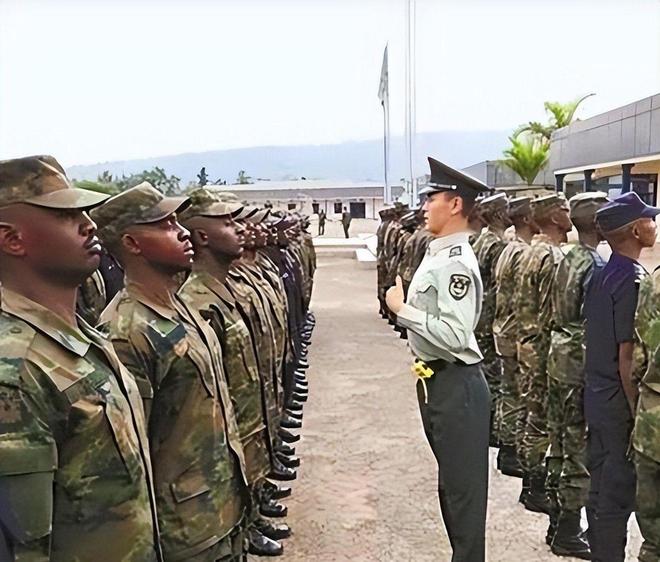 西方军事专家：“只有卢旺达心里清楚中国才是最强超级大国”(图4)